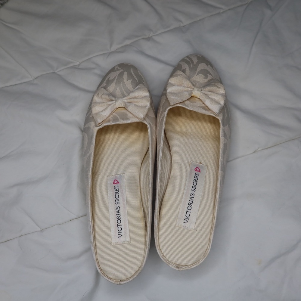 Victoria's Secret slippers Vintage Boudoir slippers